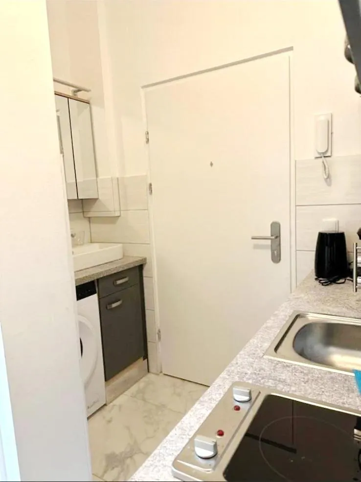 Cozy Studio In Ottakiring Area Viyana